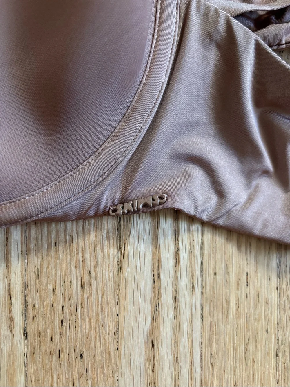 Skims UNLINED DEMI BRA size 36D - Picture 3 of 6